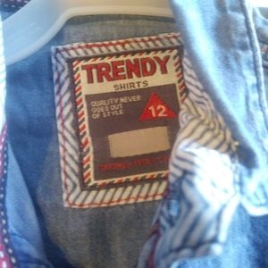 Trendy shirt
